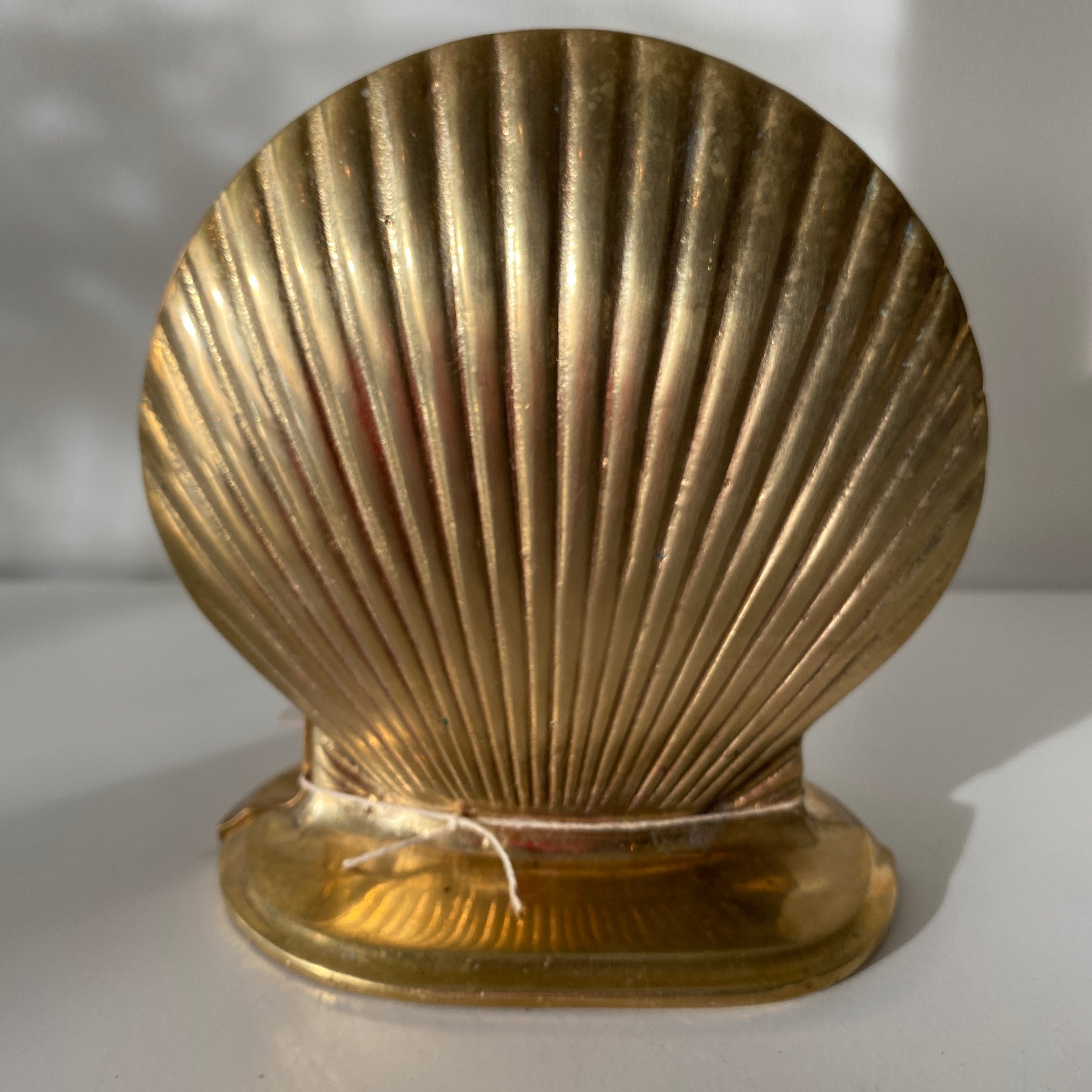 Brass Shell Bookends Set of Two Scallop Shell Heavyweight Seashell Decor  Home Library Doorstop Beach House Seaside Cottage -  Canada